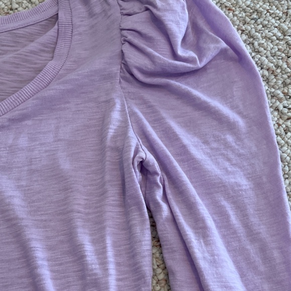 Beautiful NWT Express purple cotton blend top, M - Picture 5 of 6